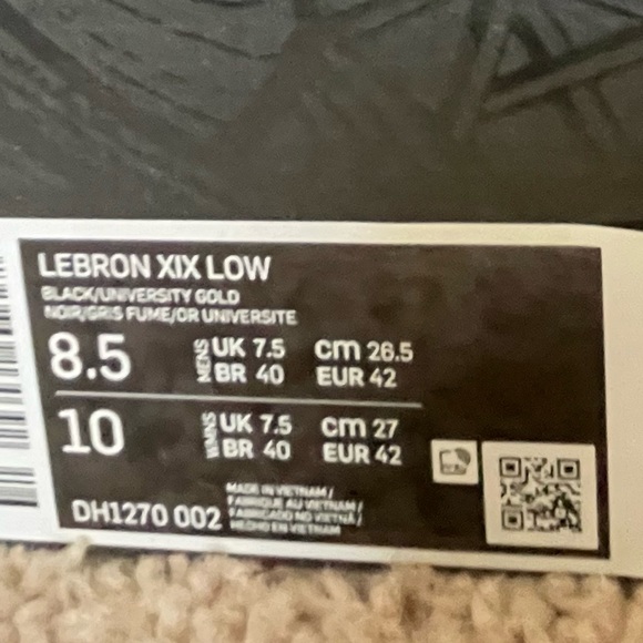 Lebron XIX Nike low top men’s 8.5 worn once - Picture 4 of 7